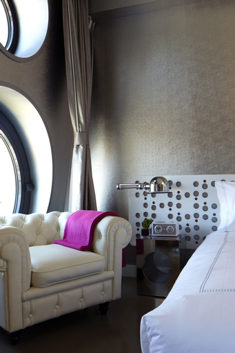 Bedroom 3, Dream Downtown, by Hyatt, New York