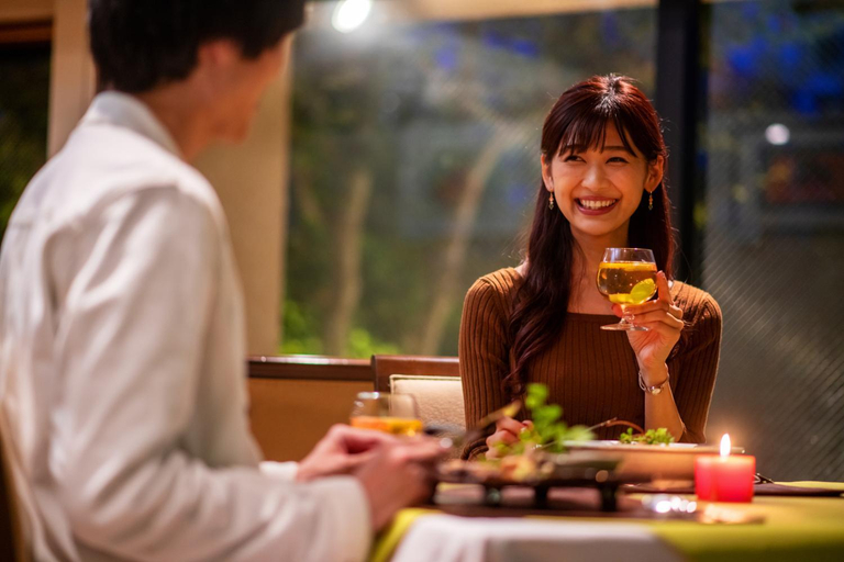 Food & Drinks 5, Hotel Io Alpheratz, Kasama