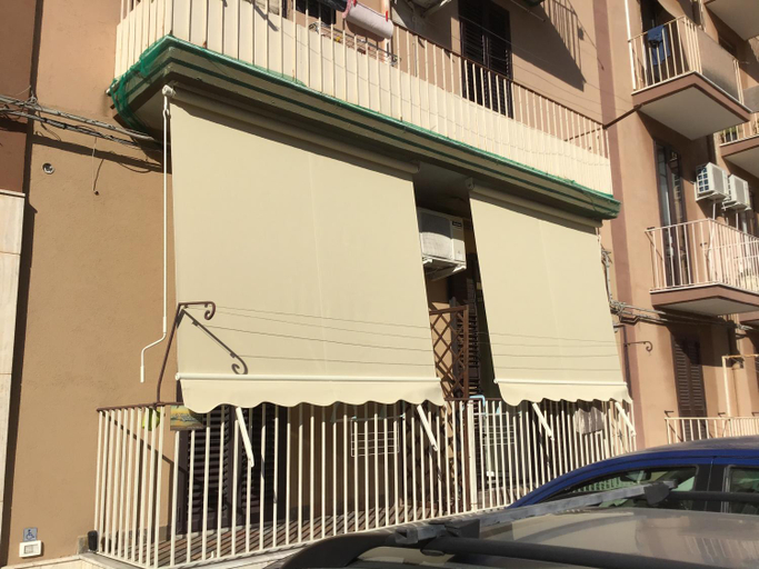 Others 5, La Triade affittacamere, Syracuse