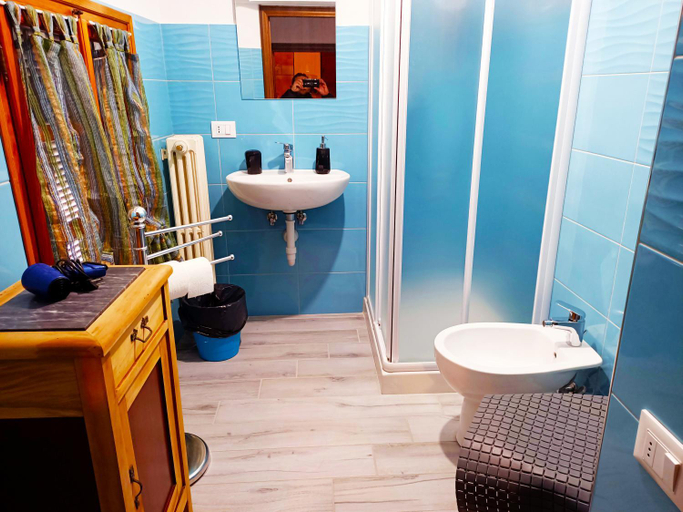 Bathroom, Ca degli Ulivi, Savona