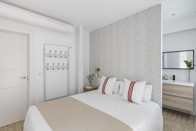 Bedroom 2, Maderas Apartments by Olala Homes, Madrid
