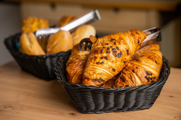 Food & Drinks 5, Bed & Breakfast Sky City Center, Zagreb