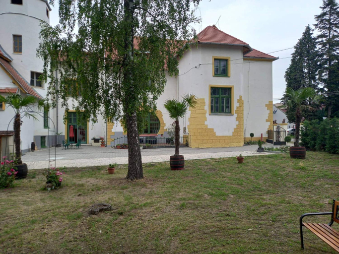 Others 4, Meller-kastely Villa, Csurgó