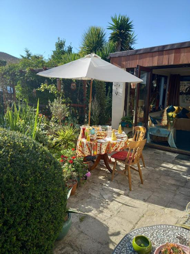 Food & Drinks 4, Osborne Lodge, Isle of Wight