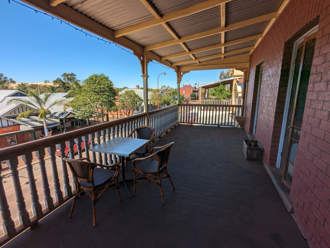 Others 4, Toodyay Hotel, Toodyay