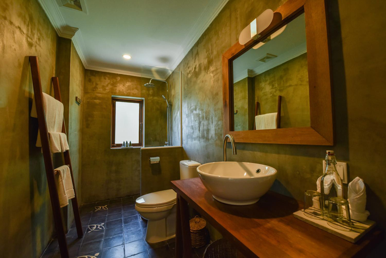 Bathroom 3, Ohbattambang Boutique Hotel, Svay Pao