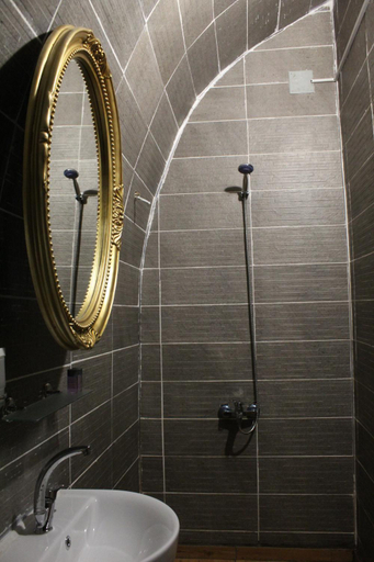 Bathroom 4, Grand Babil Otel, Merkez