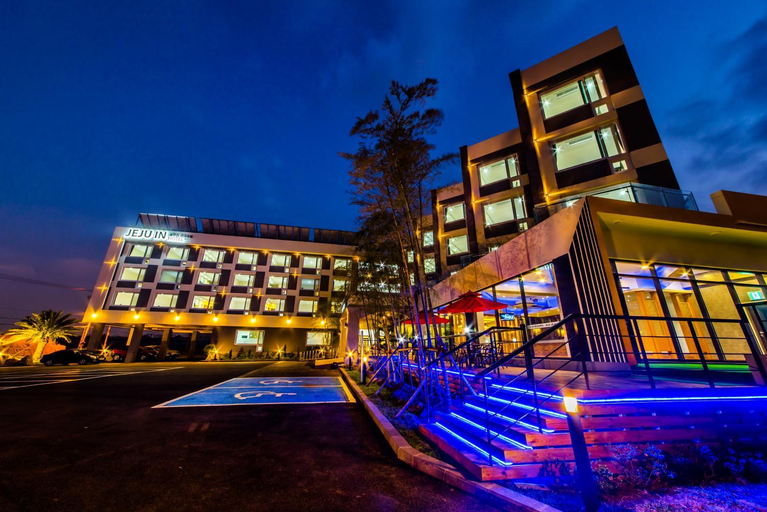 Exterior & Views 1, Jejuin Hotel, Jeju