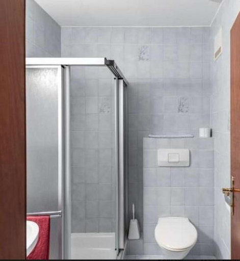 Bathroom 2, Austria Traveller Hotel Lenzing, Vöcklabruck