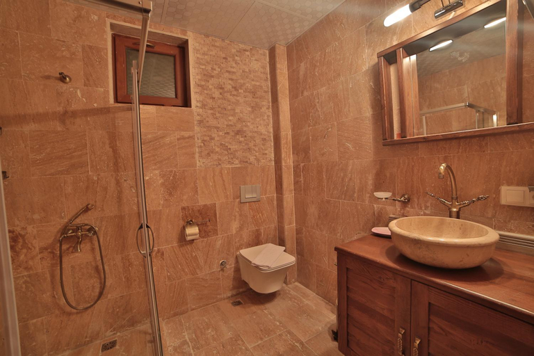 Bathroom 5, Caravanserai Inn Hotel, Nevşehir