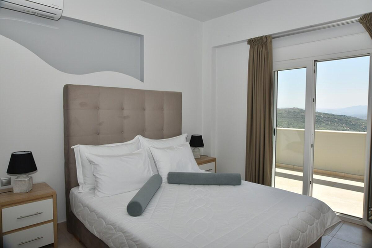 Others 5, Stironas Villa, Crete