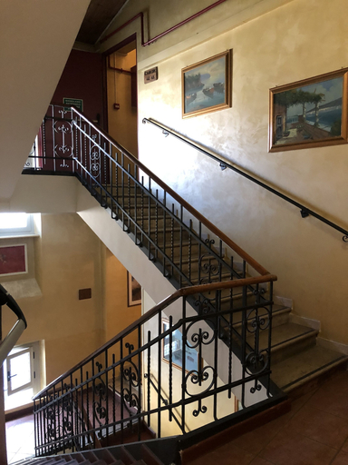 Others 5, Hotel Ferrucci, Torino