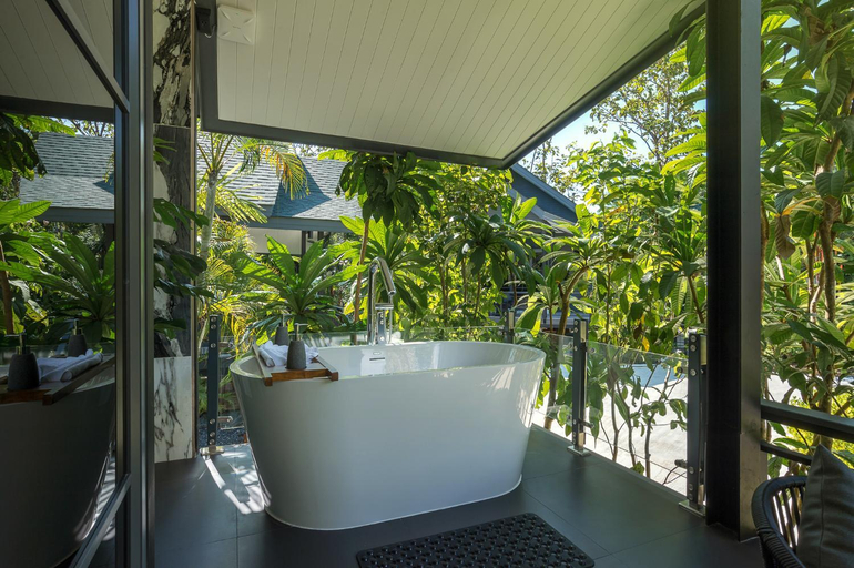 Bathroom 4, Loy Chalet, Mueang Krabi