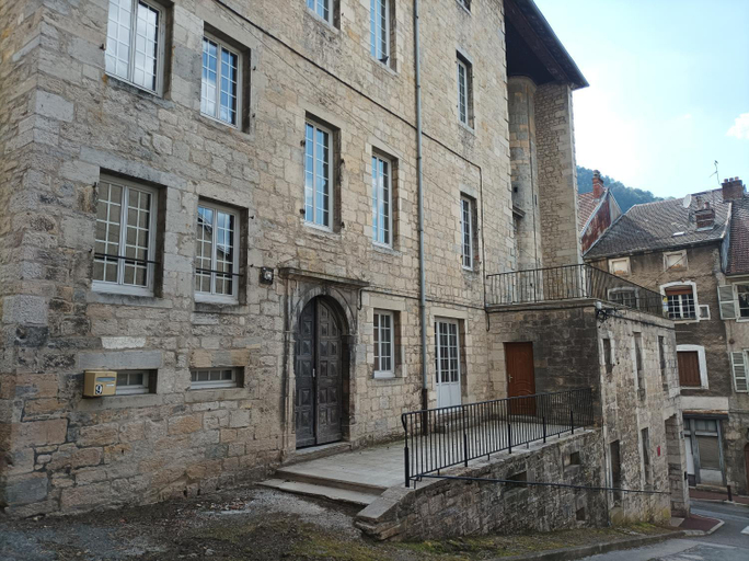 Others 2, O'Couvent - Appartement RDC Exterieur - 1 chambre - 44 m2, Jura