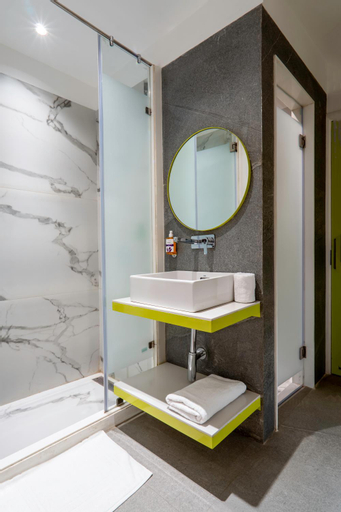 Bathroom 24