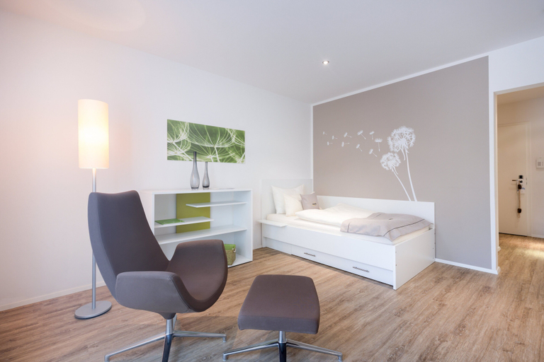 Bedroom 4, Candlewood Suites Furth by IHG, Fürth