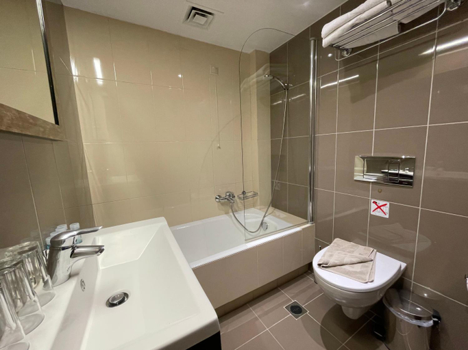 Bathroom 2, Hotel Fortezza, Crete
