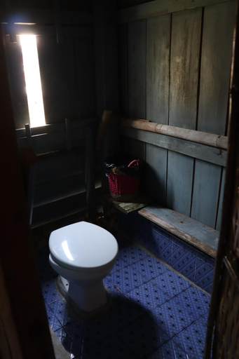 Bathroom 2, Firefly Guesthouse, Sihanoukville