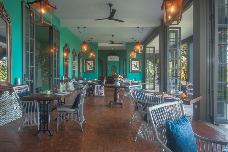 Food & Drinks 4, Dendrobium House, Pathahewaheta