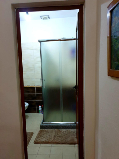 Bathroom 2, Vila Koltrina, Shkodrës