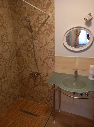 Bathroom 2, Meller-kastely Villa, Csurgó