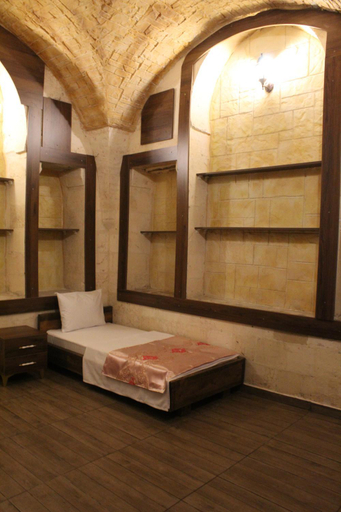 Others 5, Grand Babil Otel, Merkez