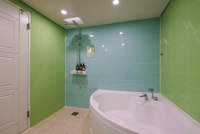 Bathroom 3, Little Prince Hotel , Gunsan