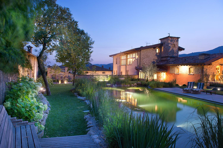 Exterior & Views 2, Boutique Hotel Villa dei Campi, Brescia