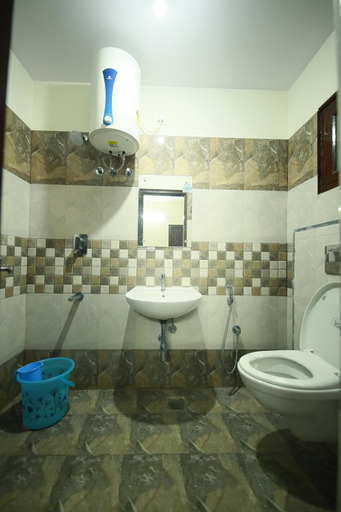 Bathroom 4, Tranquil Orchid Serviced Apartment, Bangalore