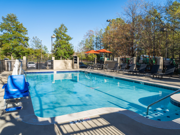 Sport & Beauty 5, Candlewood Suites BIRMINGHAM - INVERNESS, Shelby