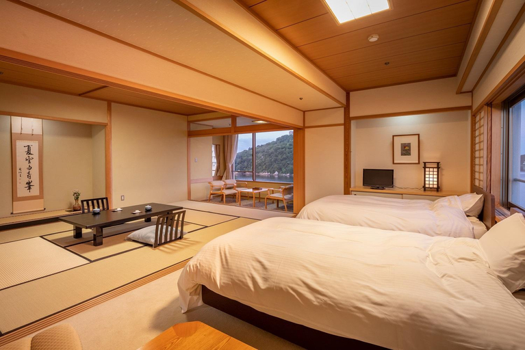 Bedroom 2, Sansuikan Kinryu, Hamamatsu