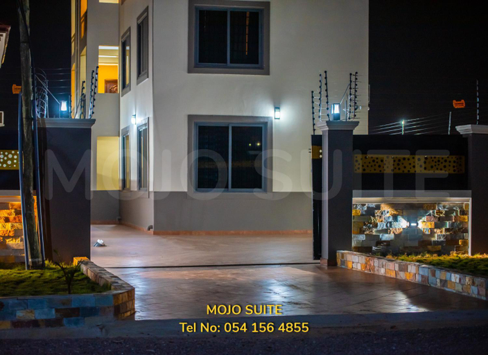 Others 4, Mojo Apartment, Tema, Tema