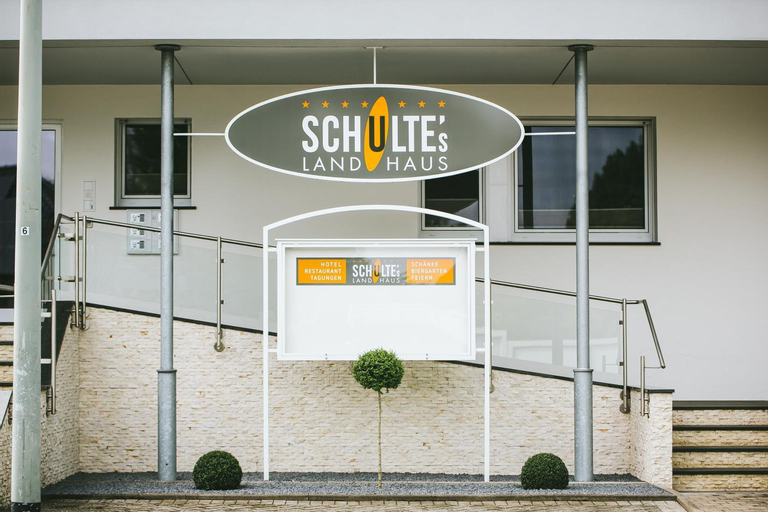 Others 3, Schultes Landhaus, Paderborn