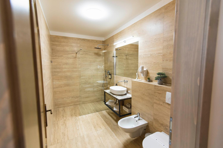 Bathroom 4, Hotel Pivovar Monopol, Teplice