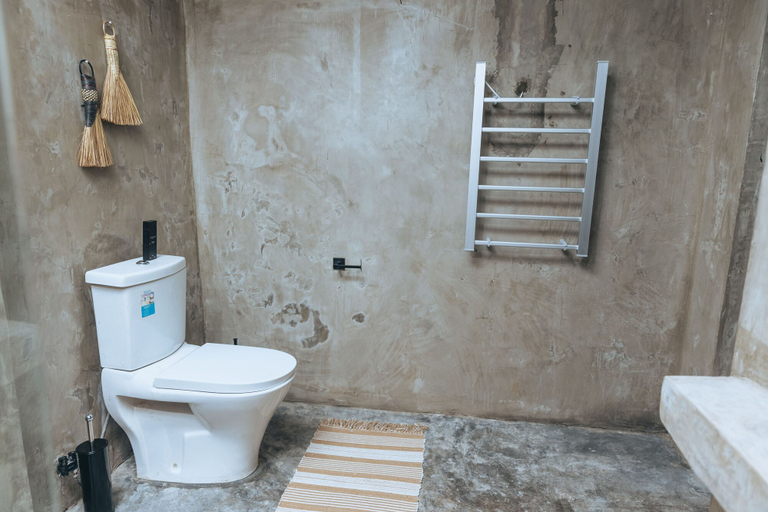 Bathroom 3, Amarembo by Touch Down, Musanze