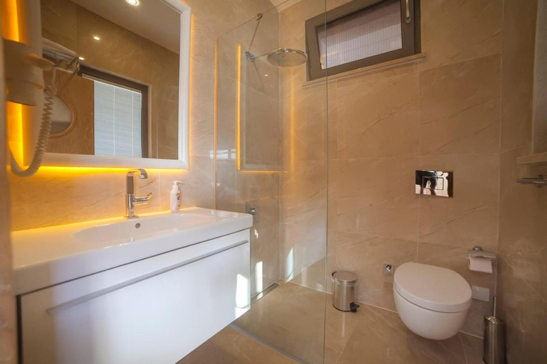 Bathroom 4, Deniz Feneri Lighthouse, Kaş