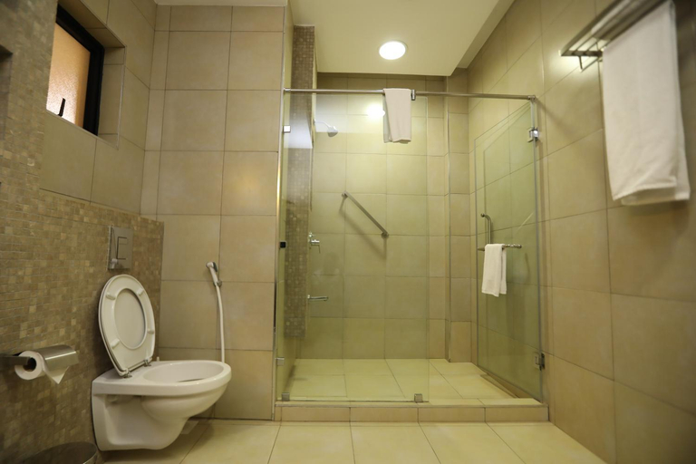 Bathroom 5, Bidwood Suites, Westlands
