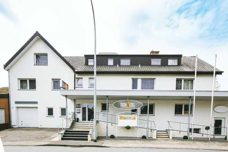 Others 4, Schultes Landhaus, Paderborn
