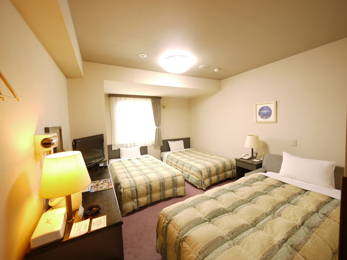 Bedroom 3, Hotel Route-Inn Itoigawa, Itoigawa