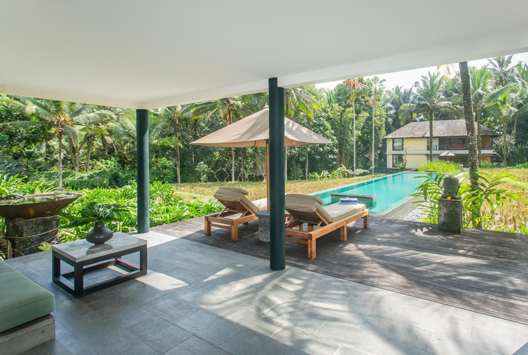 Swimming Pool 9
