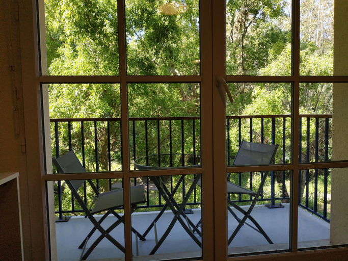 Others 3, Bonvallet - Studio paisible et chaleureux avec balcon, Somme
