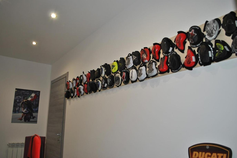 Others 2, Italian Piston House Sport Moto Rent, Savona