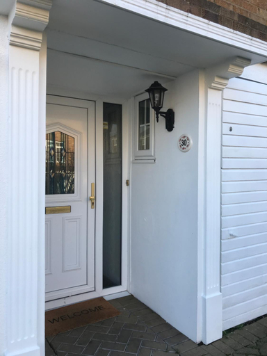 Others 4, Cozy Homestay, London