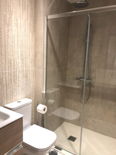 Bathroom 3, Villa Isobel, Vila Verde