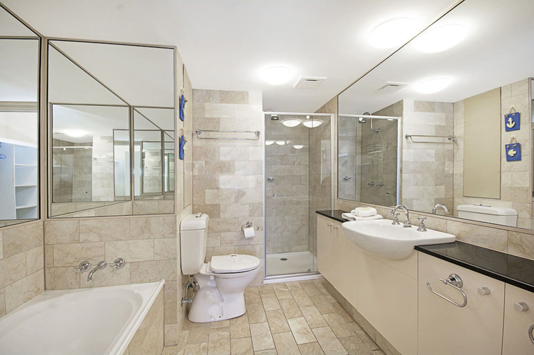 Bathroom 4, Clubb Coolum Beach Resort, Maroochy - Coastal North
