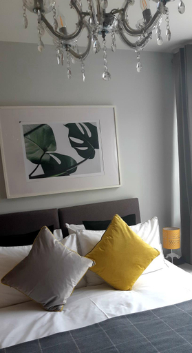 Others 4, Sleep, Eat, Repeat Bed and Breakfast, Cheshire East