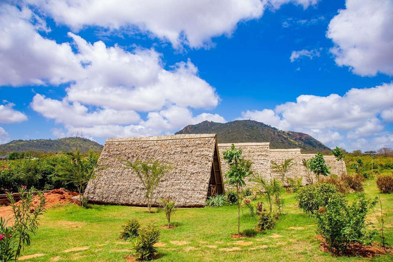 Others 5, Boma Simba Lodge, Voi