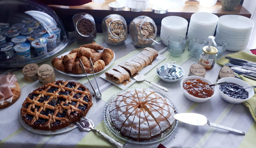 Food & Drinks 2, Garni Le Prealpi, Trento