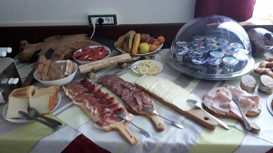Food & Drinks 3, Garni Le Prealpi, Trento