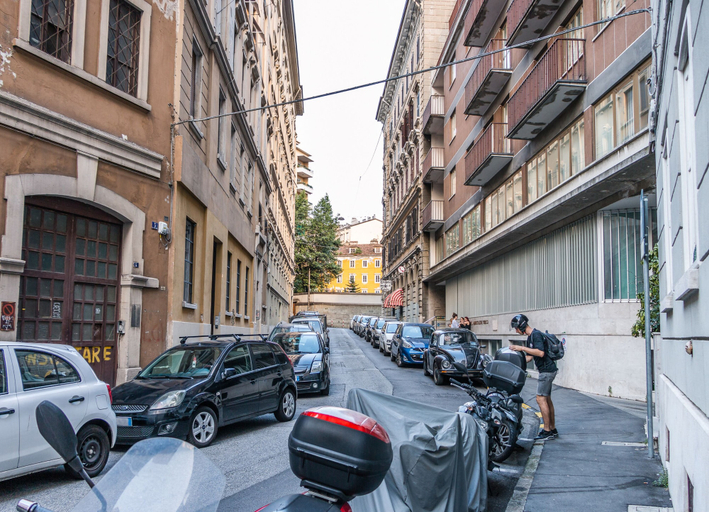 Others 4, Ghiberti - Tram apartment for 4 Guests, Trieste